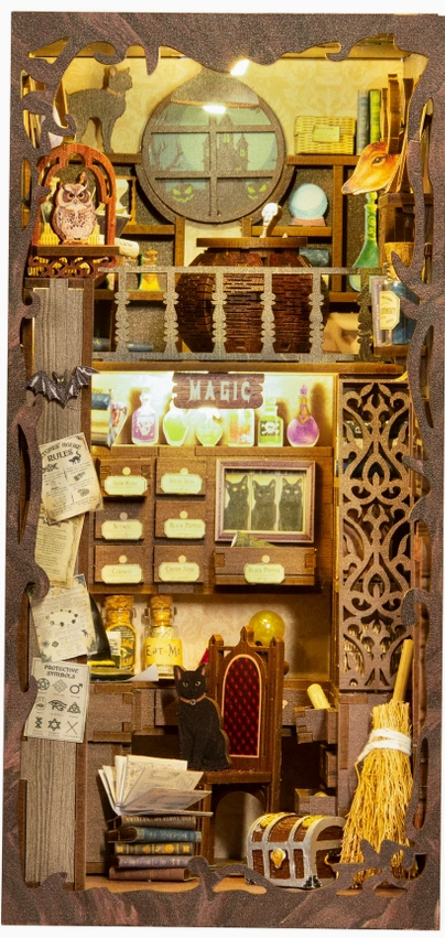 MAGIC PHARMACIST BOOK NOOK