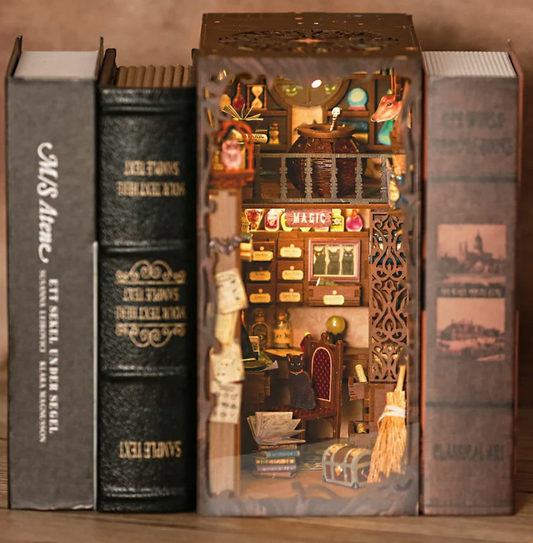 MAGIC PHARMACIST BOOK NOOK