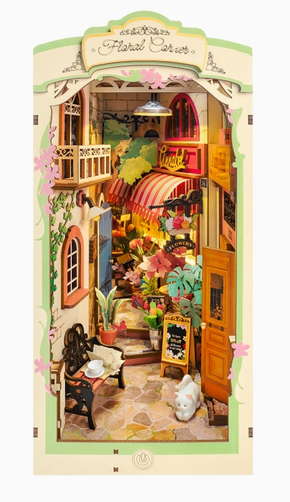 FLORAL CORNER BOOK NOOK