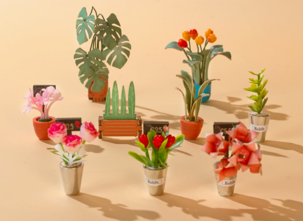 FLORAL CORNER BOOK NOOK