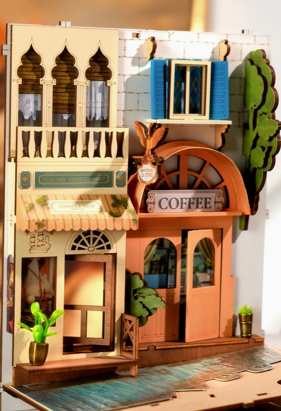 TRAVEL IN VENICE BOOK NOOK KIT